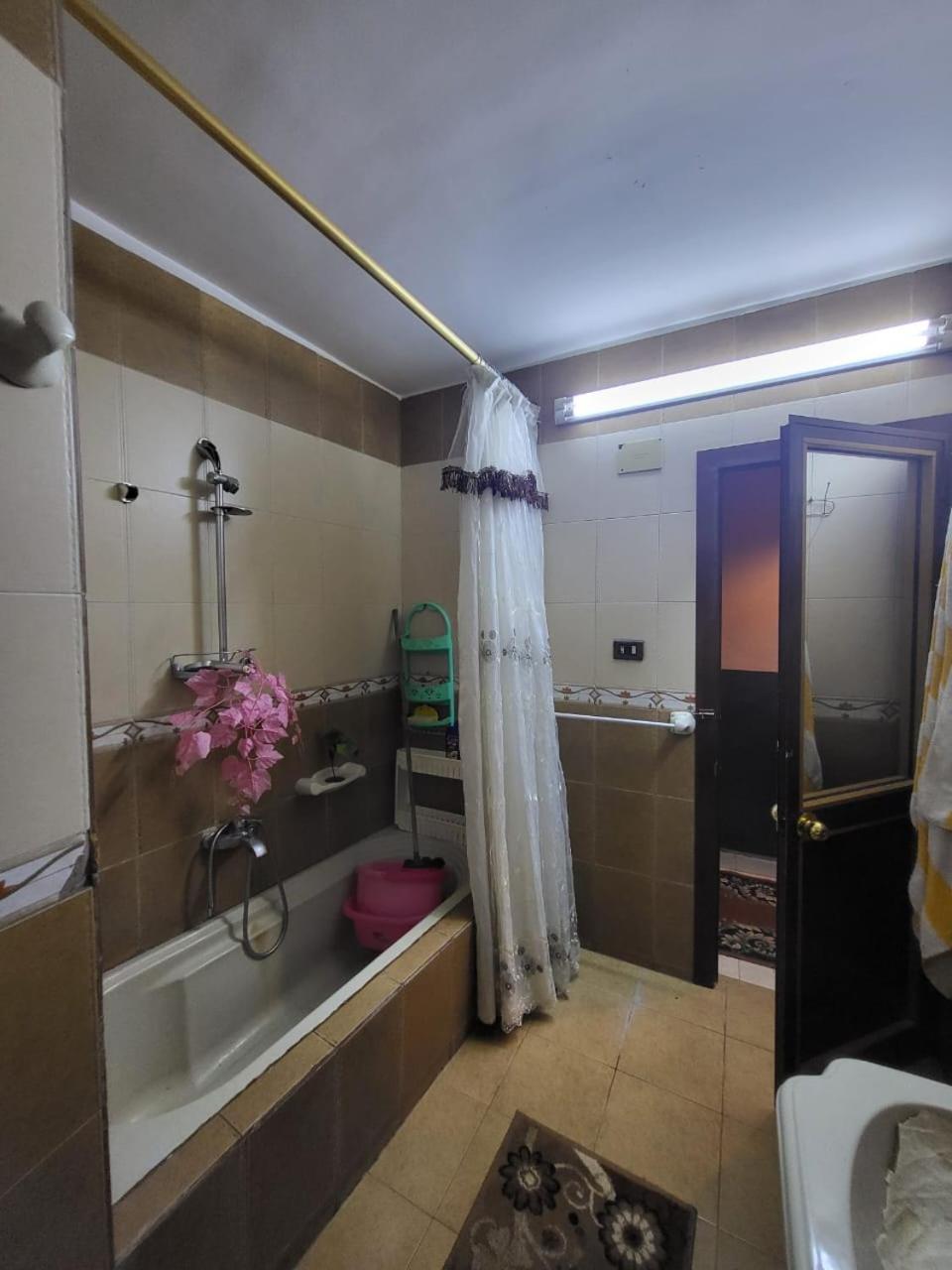 Apartment مفروشة للايجار *