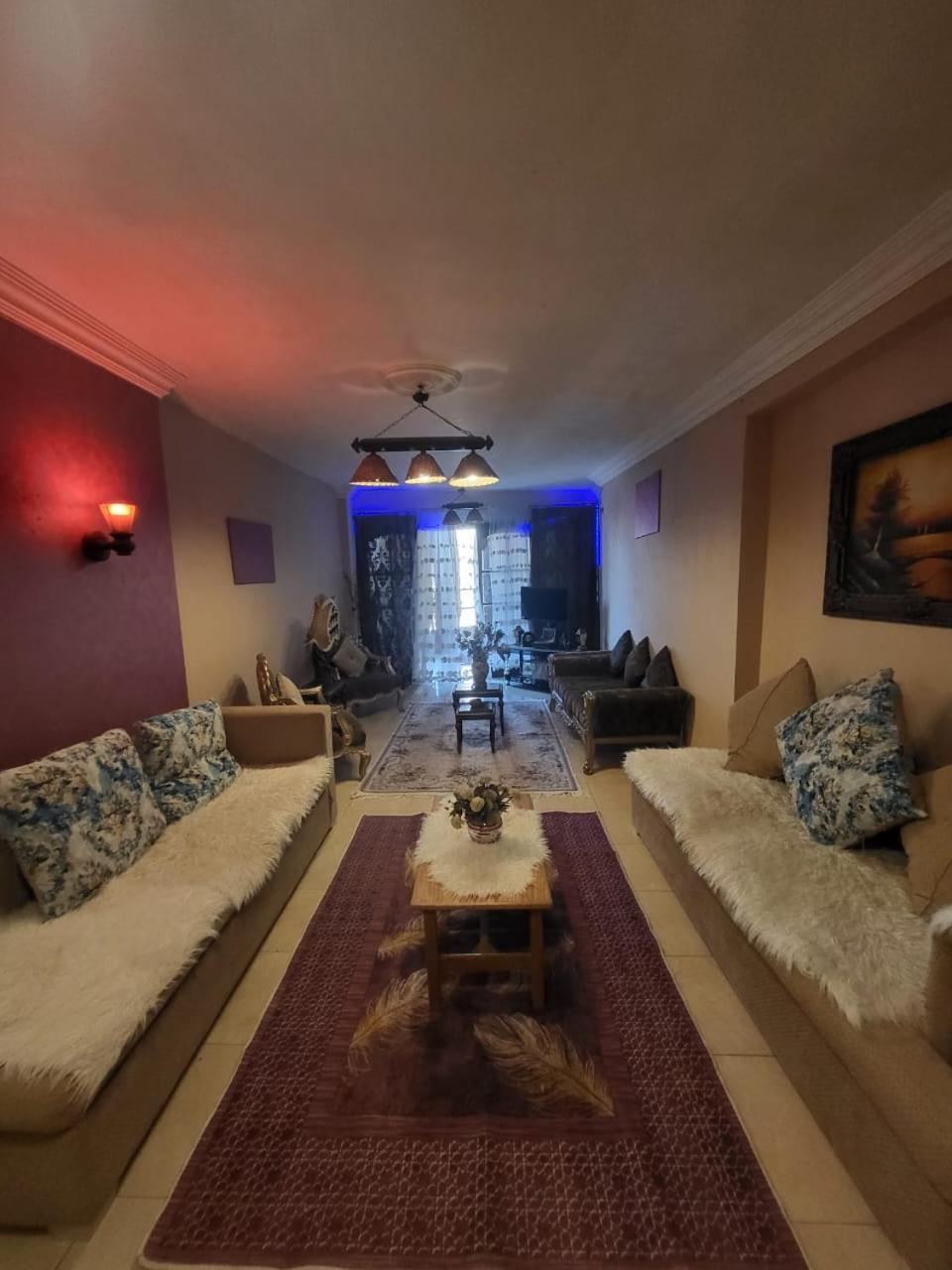 مفروشة للايجار Apartment *